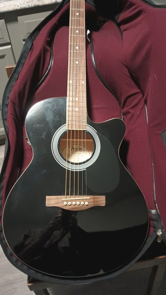 Fender Acoustic Electric Guitar On Board Tuning And Fender Amp