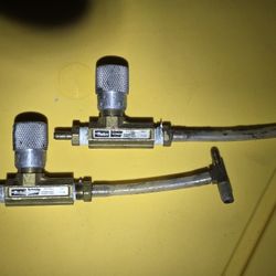2 Parker Schrader Bellows  Model  003371000 With Fittings
