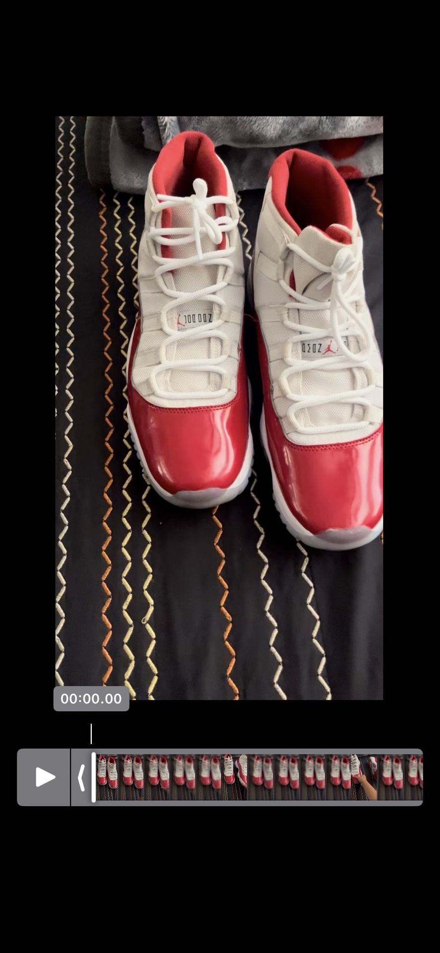 Jordan 11 Cherrys