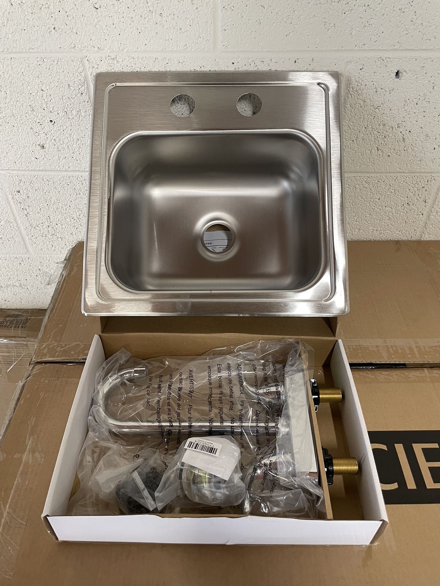 Elkay 15 in. Drop-in Single Bowl 20-Gauge Durable Satin Stainless Steel Kitchen Sink Kit w/ Faucet