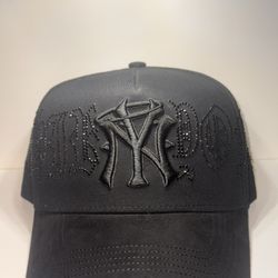 31 hats crystal black 