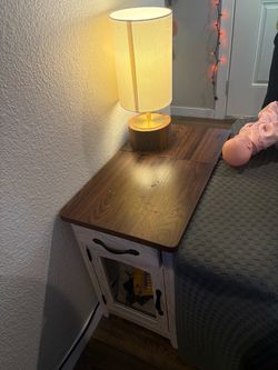 Lamp & side table
