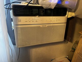 Toshiba 8000 BTU Air Conditioner