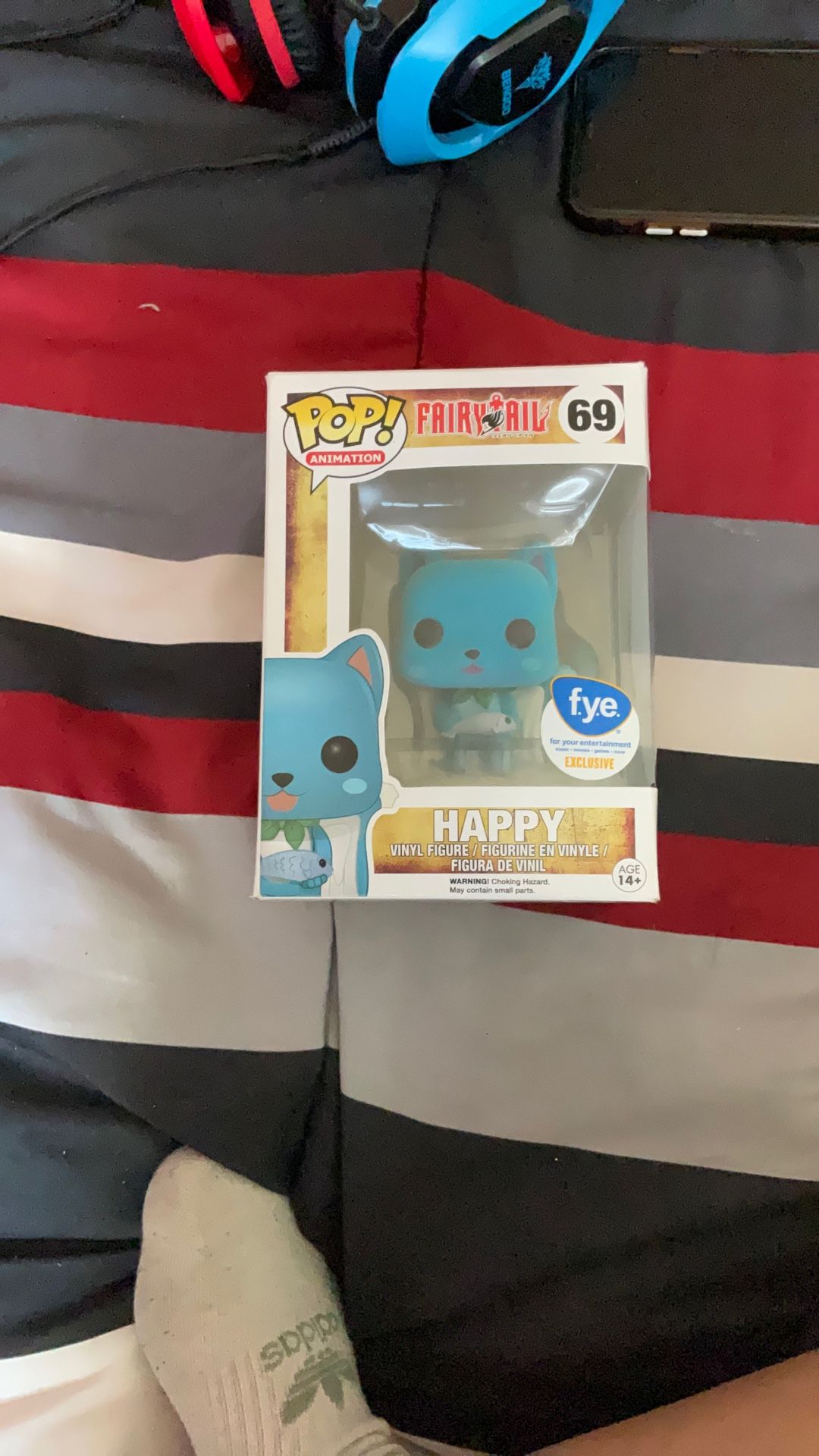 fairy tail happy flocked funko pop f.y.e.