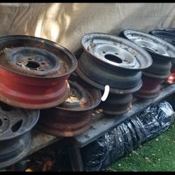 Chevy & Ford Rims Lot Of Like 14rims