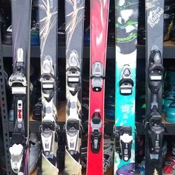 Snow Skis -  Ski Boots - Downhill and XC -  Snowboard Boots

Downhill Skis with bindings (300+ pairs)