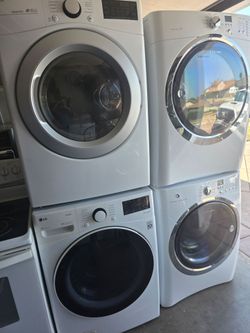 Washer and dryer Gas $650 each set