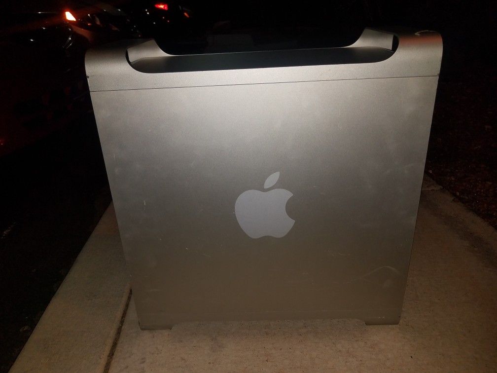 2009 Mac Pro Tower Eight Core 2.26 MB 535 LLA