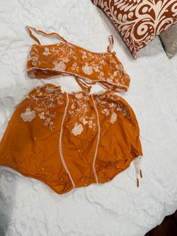 Women’s clothing size L and xL pre owned
