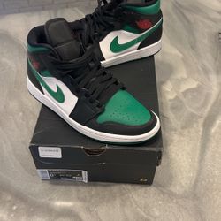 AirJordan1Mid