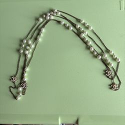 CC Pearl Necklace Extra Long