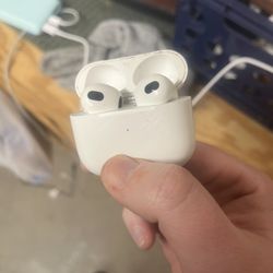 Apple AirPods 3th Gen Please Read Below 