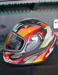 🔥 Brand New Motorcycle Helmet – XL 🔥