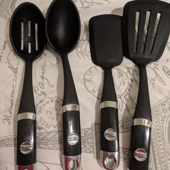 Used 2 Times Kitchenaid All 4 $10