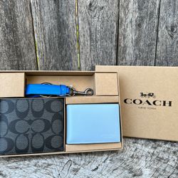 Coach Wallet 3 In 1 With Box
