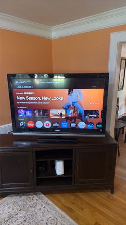 Moving Sale: Bed, Sofa & TV - Downtown Boston