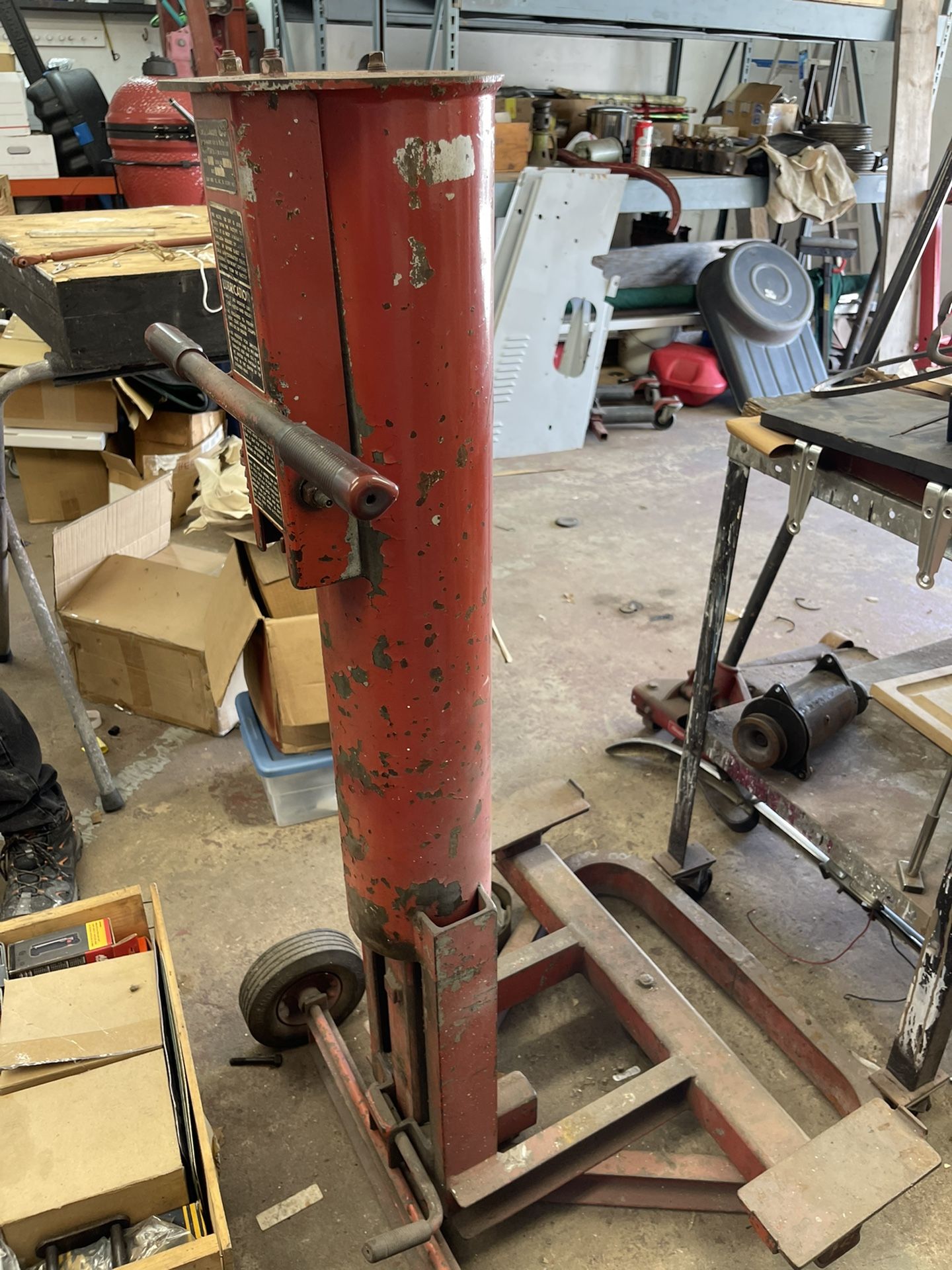 Gray Portamatic Car And Truck Lift Model 100