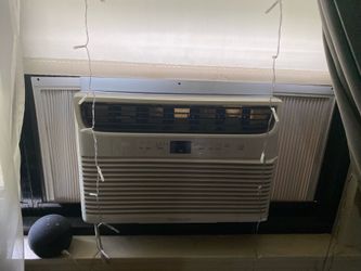 AC UNIT