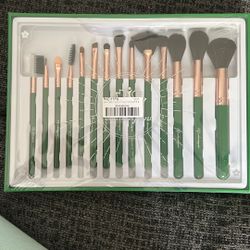 Make up brushes