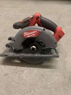 Milwaukee M18 FUEL Circular Saw & RAPIDSTOP Grinder β NEW!