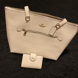 Coach Brand New Purse And Wallet 