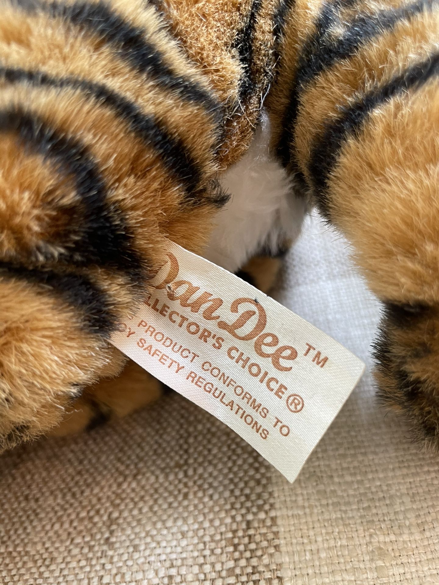 Vintage DanDee Collectors Choice Mother Tiger and Cub 19