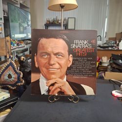 Frank Sinatra's Greatest Hits Vintage 1968 Vinyl LP-Album Very Good + Cover Good. No Inner Sleeve