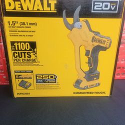 DEWALT 20V MAX CORDLESS BATTERY POWERED PRUNER KIT WITH (1) 2.0 AH BATTERY AND CHARGER INCLUDED