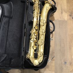 Yamaha Baritone Saxophone ybs 52 very good condition