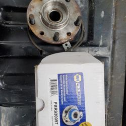 Chevrolet S10 Or Blazer Front Hub