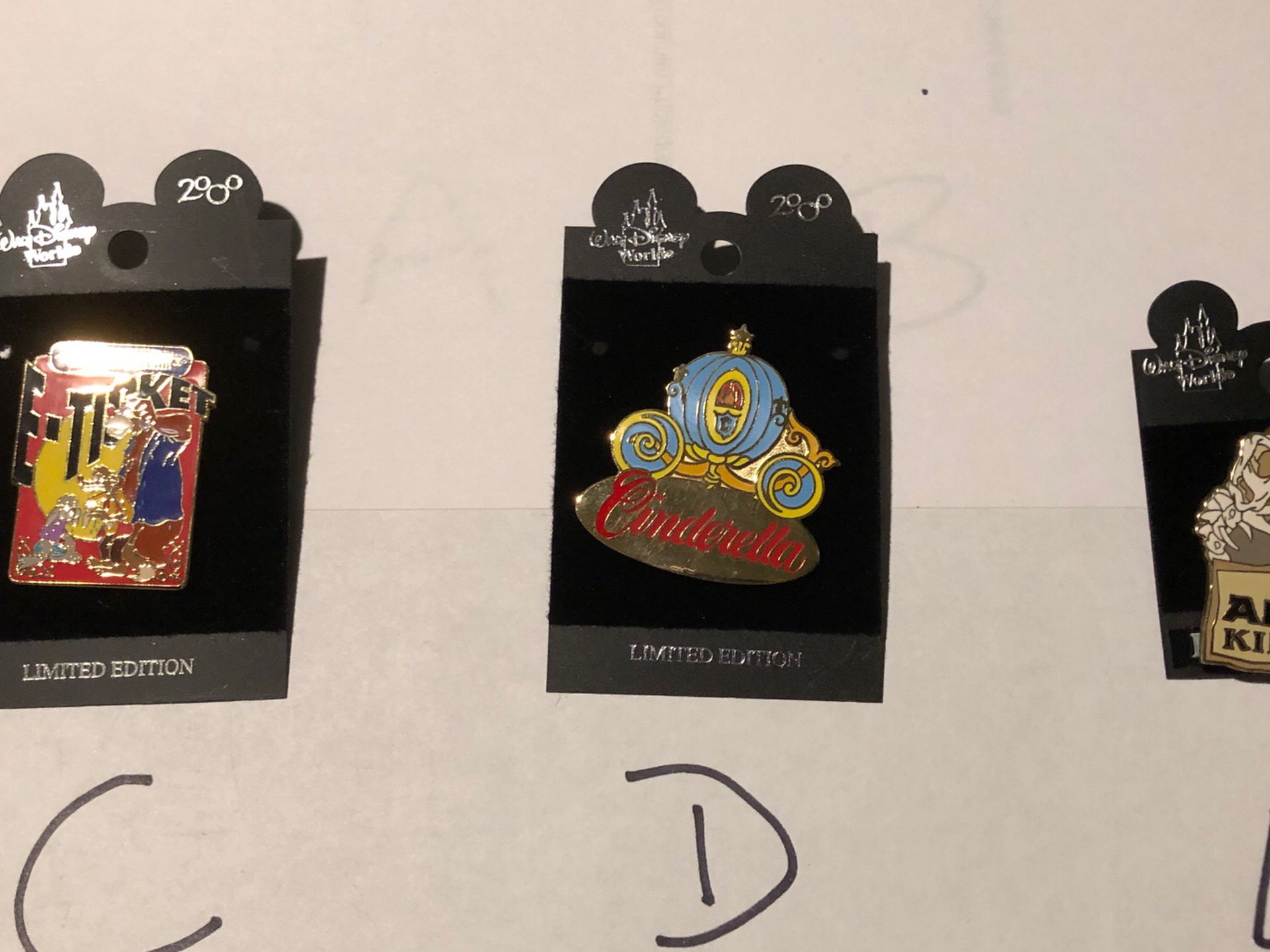 Walt Disney Commemorative Pins/ Lot #1