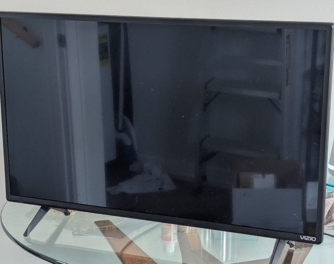 Vizio 32" TV, 2 Yrs Old