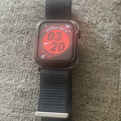Apple Watch SE (2nd Gen) [GPS 40mml Smartwatch 32GB