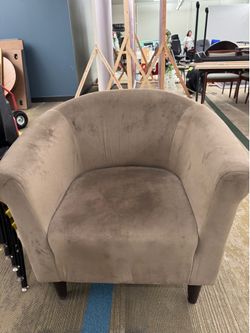 Lightweight armchair