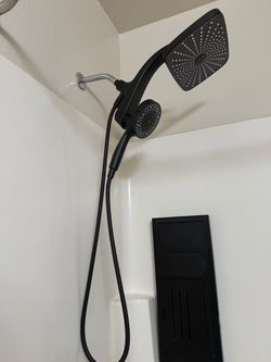 Rain shower head