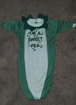 Sweet pea newborn costume