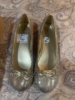 Women’s Guess shoes size 8.5