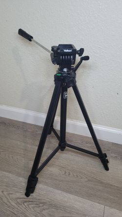  Tripod