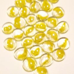 Glass Pebbles Yellow/Clear (30 Pieces)