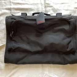 TUMI Tri-Fold Garment Bag  #236D3 