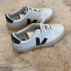 Veja Shoes