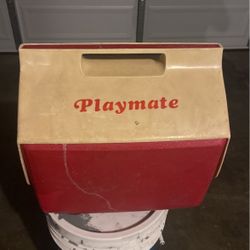 Ice Chest 