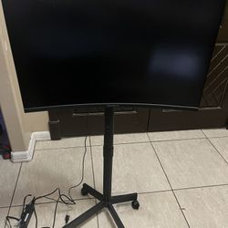 Curved Gaming Monitor With Portable stand 