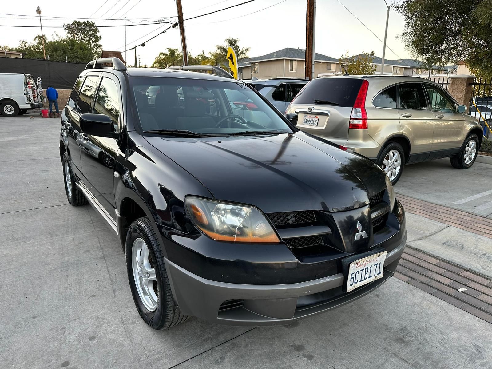 2003 Mitsubishi Outlander for Sale in Perris, CA - OfferUp