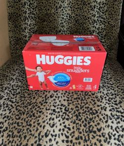 New box of 66 Huggies little snugglers size 4 $25 firm on price
