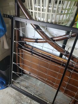 Daybed frame. $30