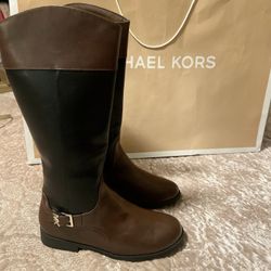 New Michael Kors Boots  Size 5