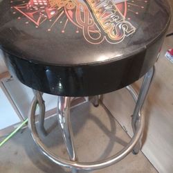 High stakes  card Bar Stool good condition 