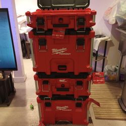 Milwaukee Packouts (4)