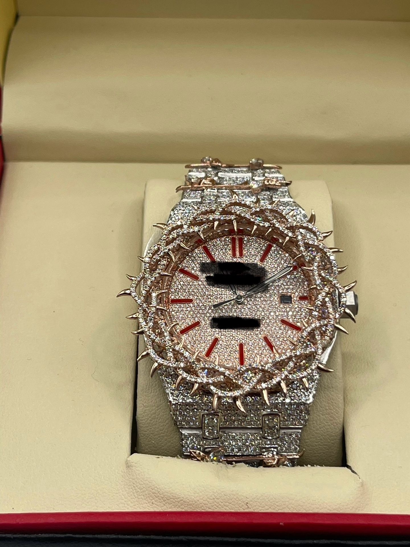 🔥 ICED OUT EXCLUSIVE TIMEPIECE 🔥